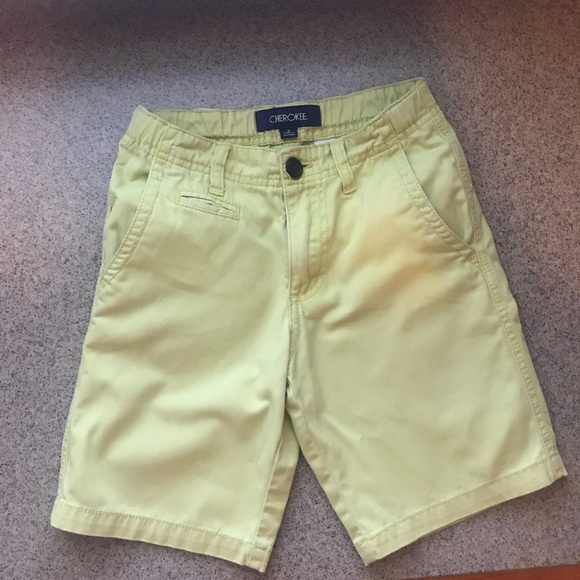 Boys shorts - Picture 3 of 4